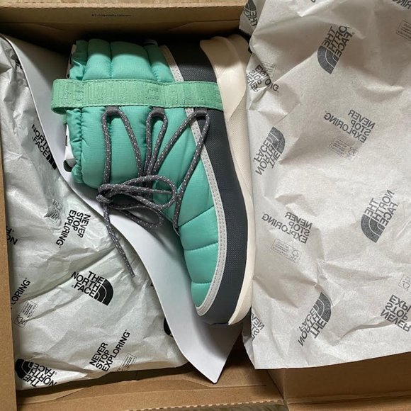 NIB $145 THE NORTH FACE Women 8 ThermoBall Lace Up Slip On Boots Winter Shoes - Picture 9 of 9